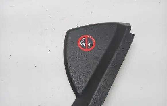 Mercedes-Benz C W204 Dashboard side end trim A2046800278
