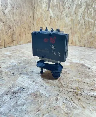 Mercedes-Benz R W251 ABS Pump A2515453132 5YR7F20E83 10092523103