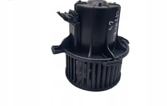 Citroen C4 I Front door blower motor PF2C1000U2331001