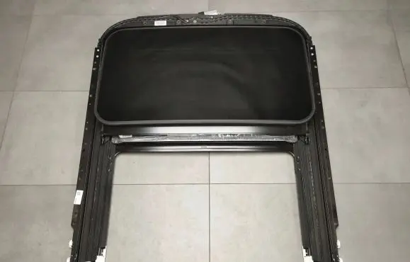Audi A5 Sportback 8TA Sunroof frame 8T8877041E