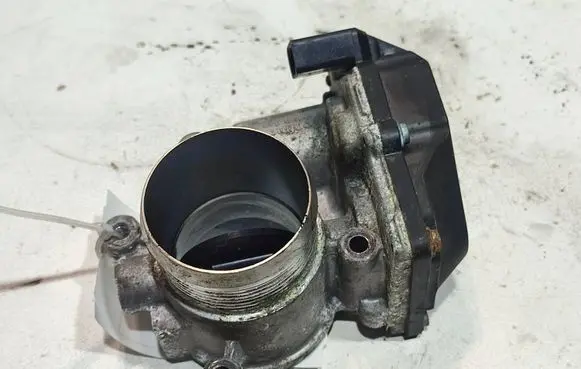 Volkswagen Tiguan Throttle valve A2C59512935 A5650512025 76000