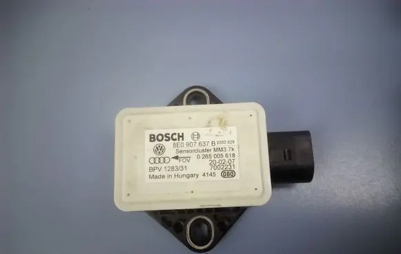Audi A4 S4 B7 8E 8H ESP acceleration yaw rate sensor 8E0907637B 0265005618