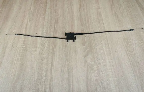 Audi Q3 F3 Engine bonnet/hood lock/catch 83A823531 83A823529