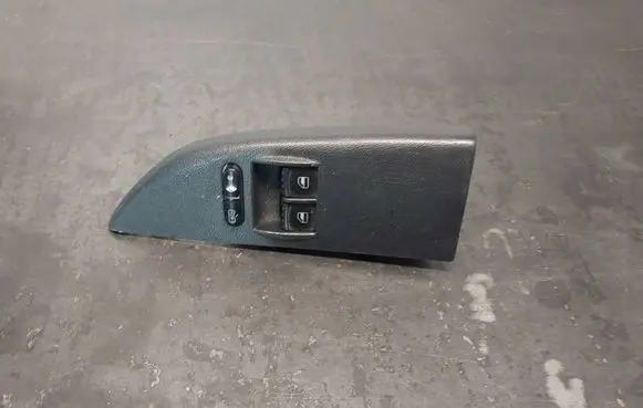 Skoda Fabia Mk1 (6Y) Electric window control switch 1J3959857A