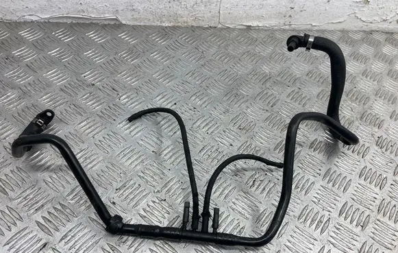 BMW 3 E90 E91 Vacuum line/pipe/hose 7785449
