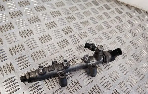 Audi A8 S8 D4 4H Fuel main line pipe 059130090CN 057130764AE