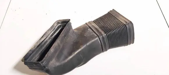 Skoda Superb B5 (3U) Air intake hose/pipe 3b0129565 3b0129617d