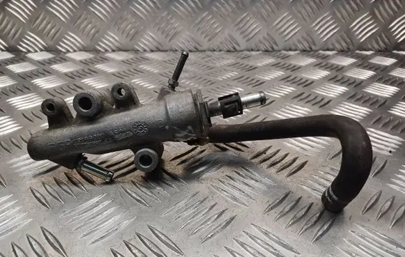 Fuel distributor