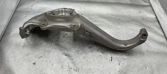 Tesla Model 3 Front wheel hub 104431100E