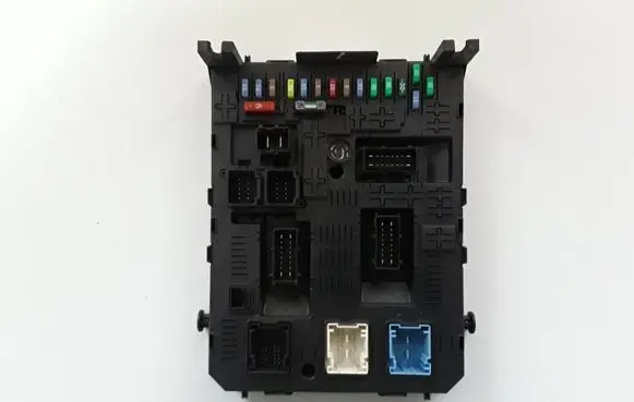 Citroen Berlingo Comfort/convenience module 9678476880