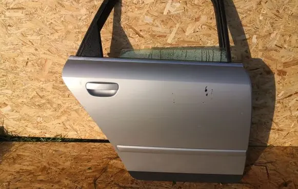 Audi A4 S4 B6 8E 8H Rear door