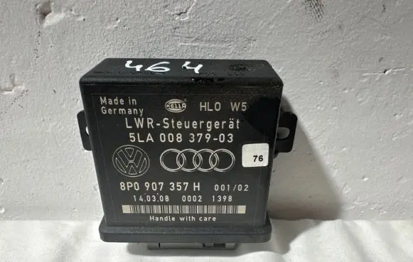 Audi A8 S8 D3 4E Light module LCM 8P0907357H 5LA00837903