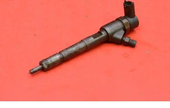 Opel Meriva A Fuel injector 0445110183