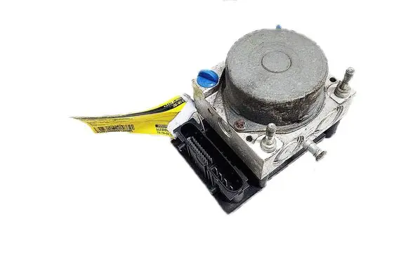 Nissan Note (E11) ABS Pump 476609U100