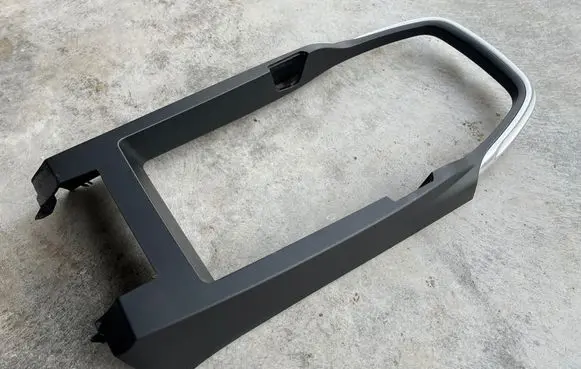 Alfa Romeo Stelvio Other center console (tunnel) element 156147734
