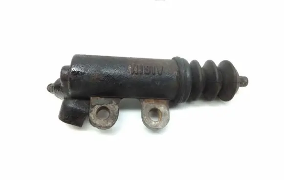 Clutch slave cylinder