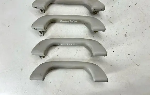 Subaru Forester SK A set of handles for the ceiling 92041AJ000ME