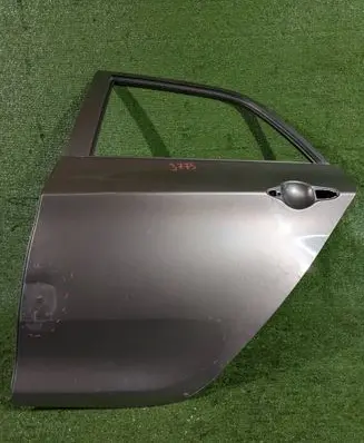 KIA Picanto Rear door