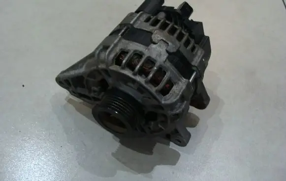 Mercedes-Benz Sprinter W906 Generator/alternator A6519065200