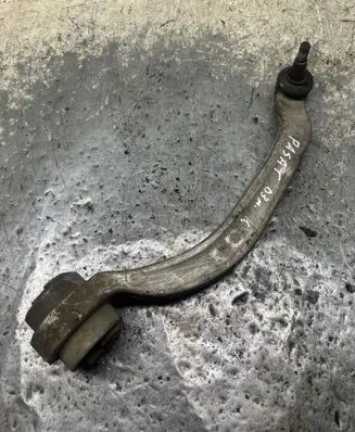 Volkswagen PASSAT B5.5 Front control arm
