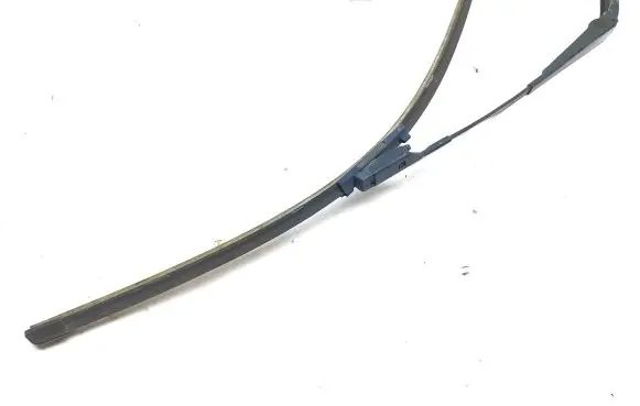 Volvo V40 Front wiper blade arm 31276059