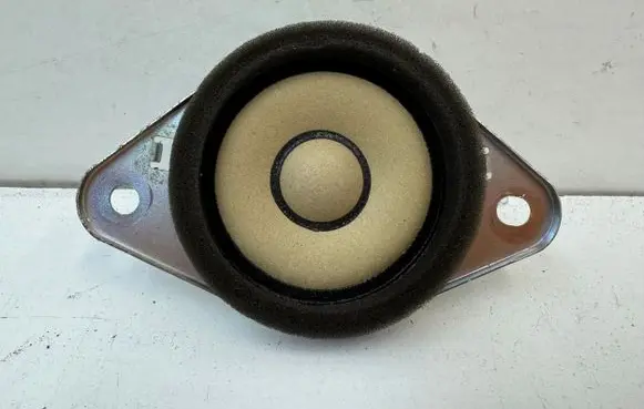 Toyota Prius (XW30) Panel speaker 8616047070