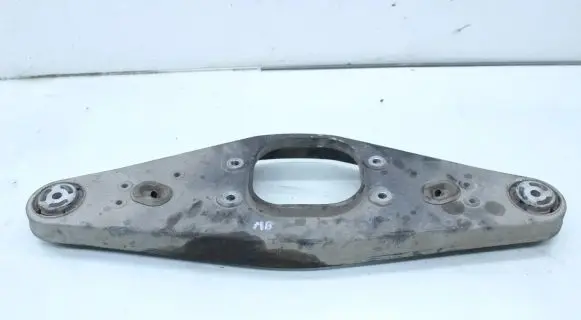 Mercedes-Benz E W211 Rear differential/diff mount bracket A2303521806