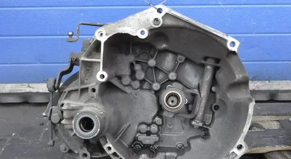 Peugeot 206 Manual 7 speed gearbox 20CQ83
