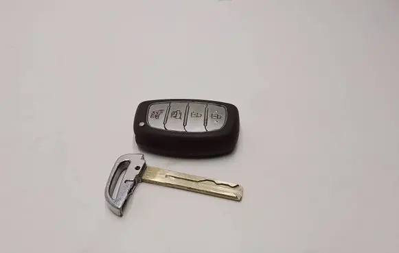 Hyundai i40 Ignition key/card 