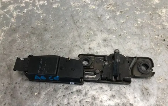 Audi A6 S6 C6 4F Tailgate/trunk/boot lock/catch/latch 4F9827383C