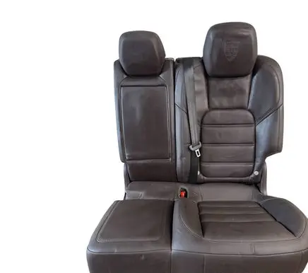 Porsche Cayenne (92A) Second row seats TYLNAKANAP7P5
