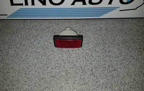 BMW 7 E38 Rear door interior light 8352269