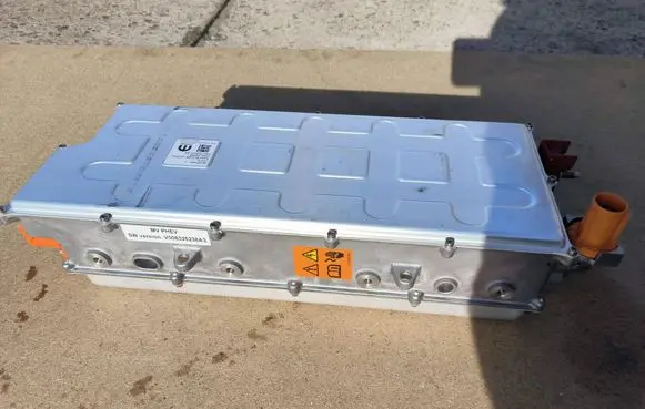 Jeep Compass Hybrid / electric car battery 46355993