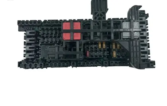 Mercedes-Benz GLS X167 Fuse module A1679063203 35025929 YAP4346017