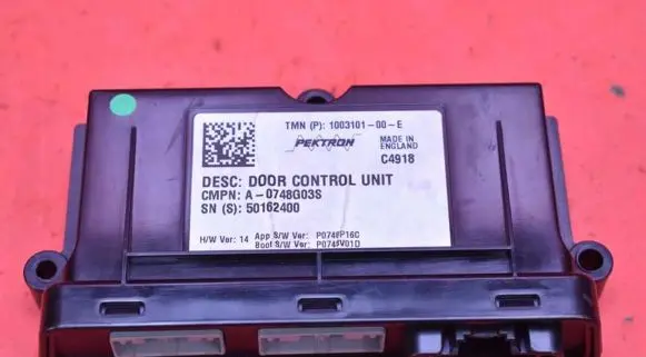 Tesla Model S Engine control unit/module ECU 1003101-00-E