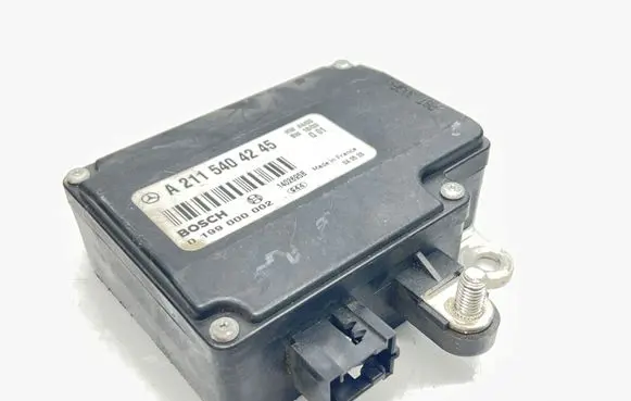 Mercedes-Benz E W211 Battery control module A2115404245