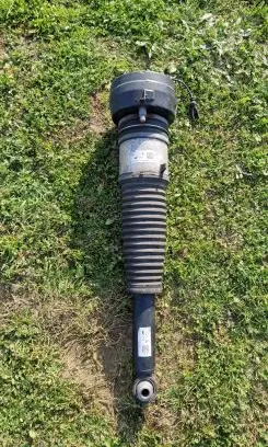 Audi A8 S8 D5 Shock absorber/damper/air suspension 4H6616001Hpm 4H6616001H