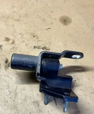 Ford Mondeo MK IV Rear door upper hinge A046575
