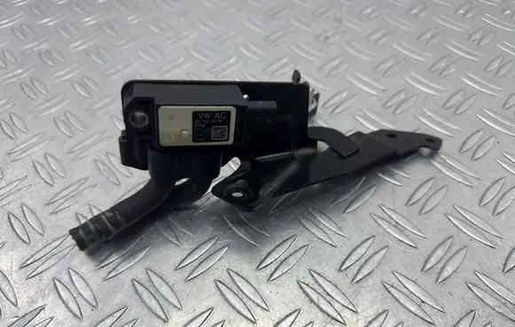 Seat Ateca Exhaust gas pressure sensor 04L906051M