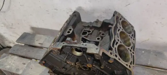 Audi Q5 SQ5 Engine block 059023AR