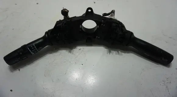 Hyundai i40 Indicator stalk 934103Z001 1309250086