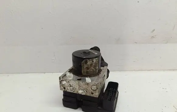 Volkswagen Golf V ABS Pump 1K0614117AC