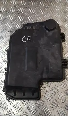 Audi A6 S6 C6 4F Fuse box cover 4f1907613