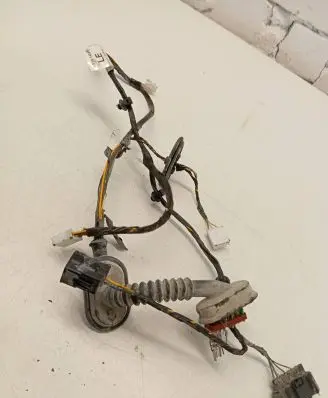 Ford Ranger Rear door wiring loom 12577907 AB3914241