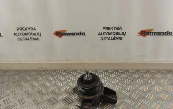 Hyundai ix20 Engine mount bracket