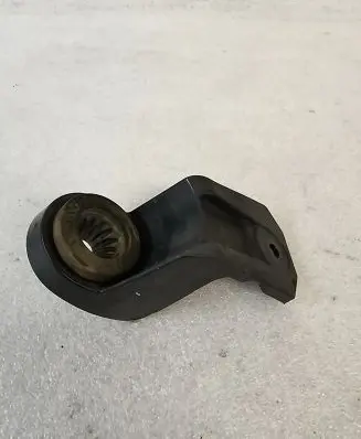 Volvo XC60 Air filter cleaner box bracket assembly 31439663