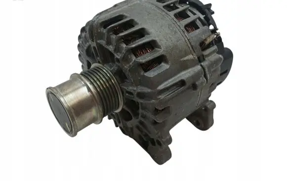 Skoda Kamiq Generator/alternator 05E903026Q