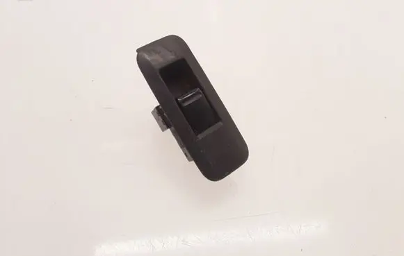 Nissan Primera Electric window control switch 25411AV600