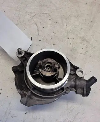 BMW 7 E65 E66 Vacuum pump 7791232
