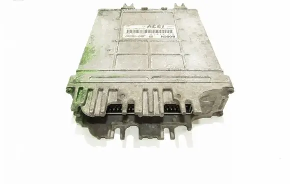 Renault Megane I Engine control unit/module 0281010077